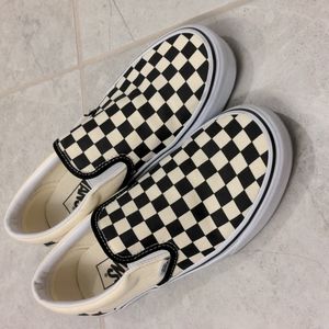 Vans Checkered Slip On Women's 9